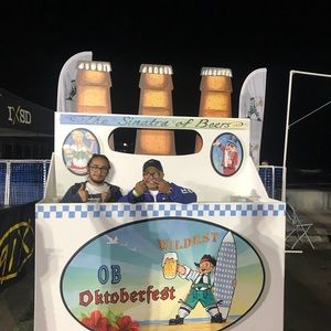 Meet your Posher, Adrian